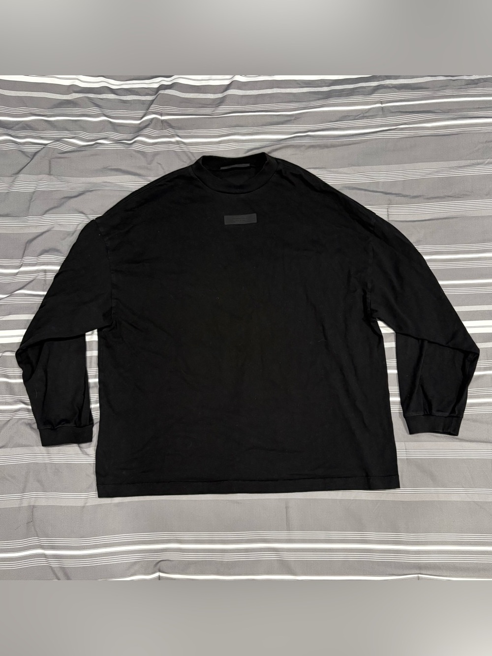 Men’s Fear of God Essentials Long-Sleeve Tee